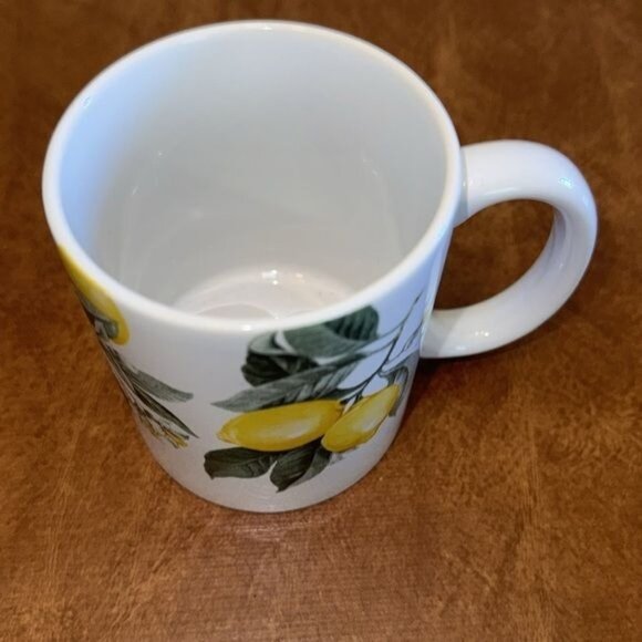 Royal Norfolk White Ceramic Mug With Lemon Print - Picture 2 of 6